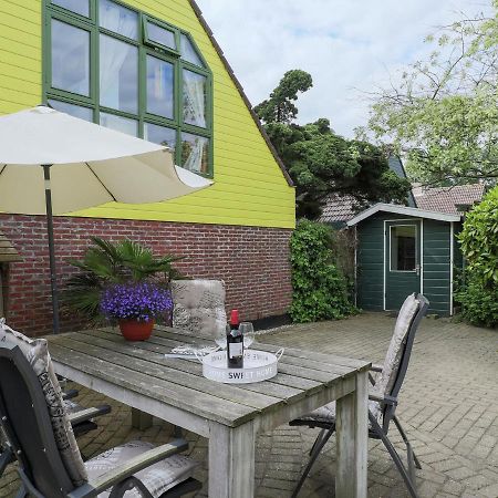 Cosy Holiday Home In Noordwijkerhout Near Lake Екстер'єр фото